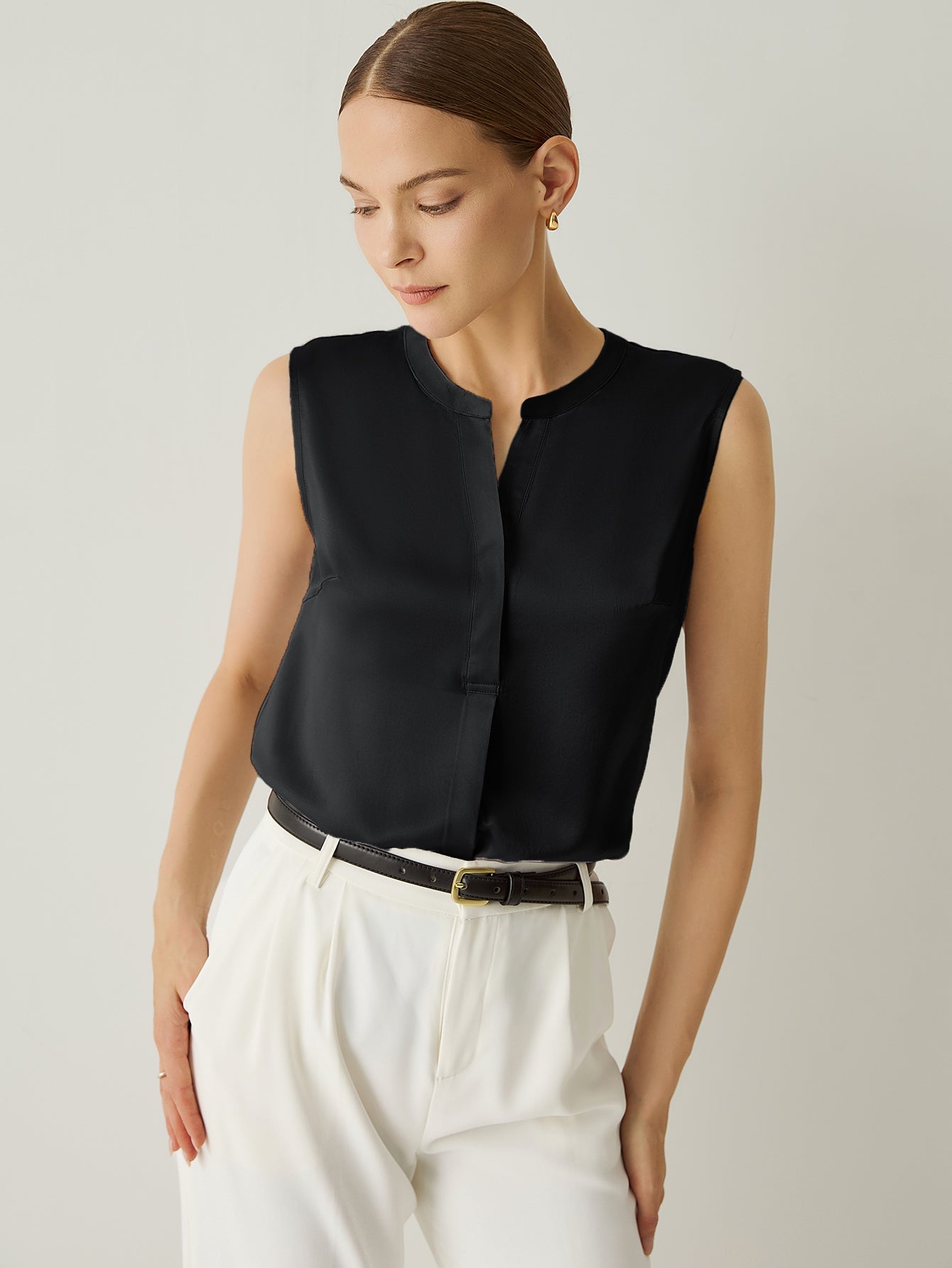 Aurise™ | 100% Silk V-Neck Sleeveless Relaxed Fit Blouse