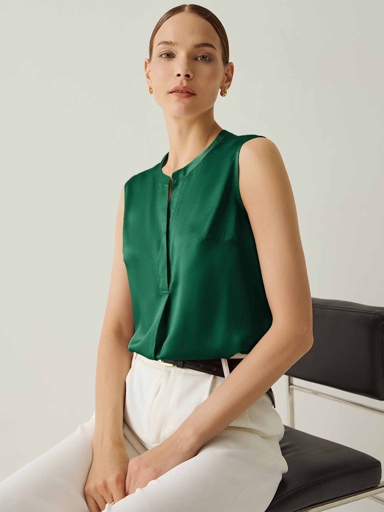 Aurise™ | 100% Silk V-Neck Sleeveless Relaxed Fit Blouse